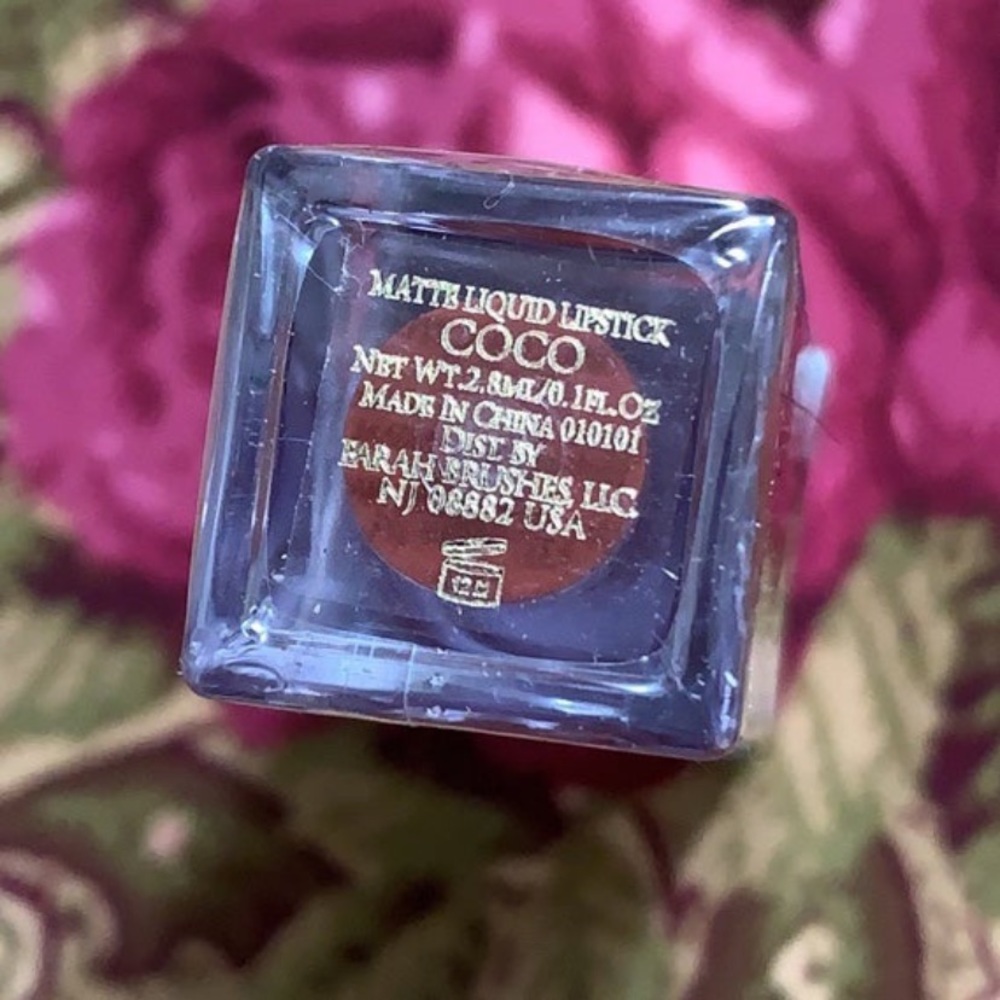 Farah Mini Matte Liquid Lipstick (Coco) *PRICE FIRM* - Picture 4 of 5